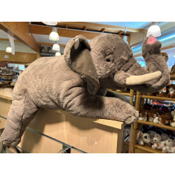 Grande peluche éléphant...